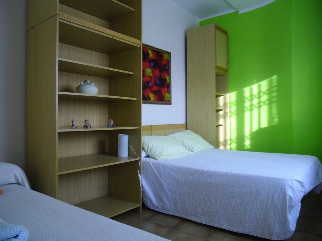 Apartmán Atico Soleado L'Hospitalet de Llobregat Exteriér fotografie